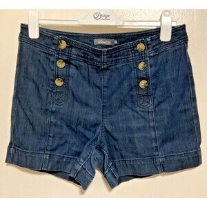 Level 99 Women’s 32 Jean Shorts Button Accent Denim